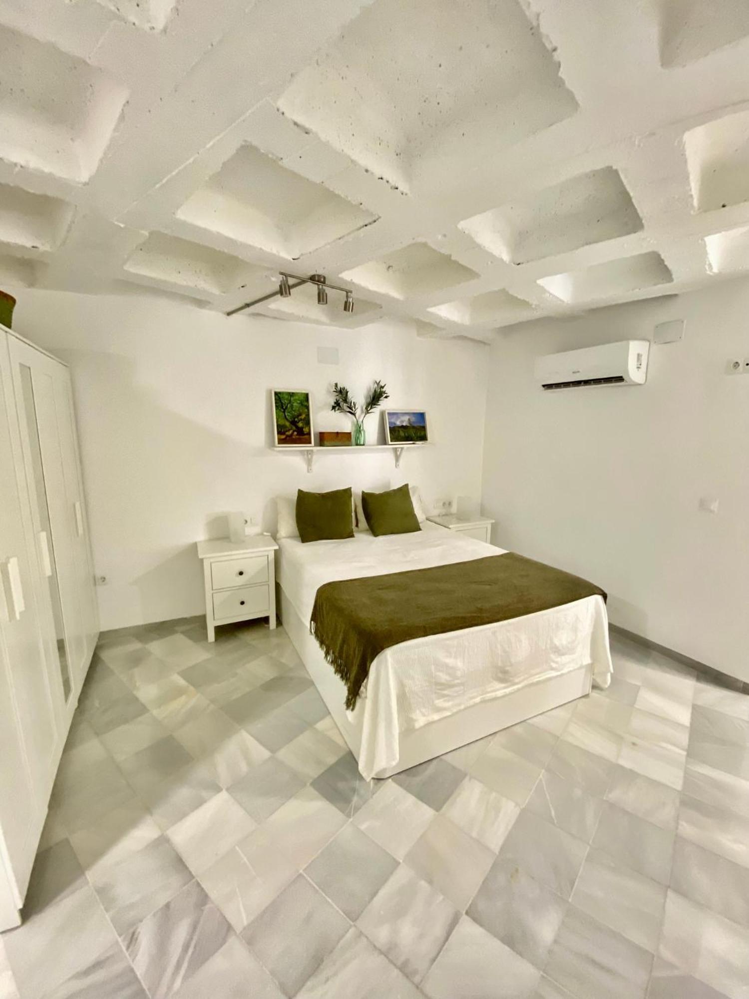 Apartamento 4Pax En Pleno Centro Plaza Salvador Siviglia Esterno foto